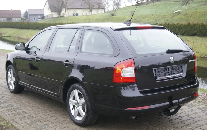 Skoda Octavia cena 21500 przebieg: 275744, rok produkcji 2009 z Rawicz małe 352
